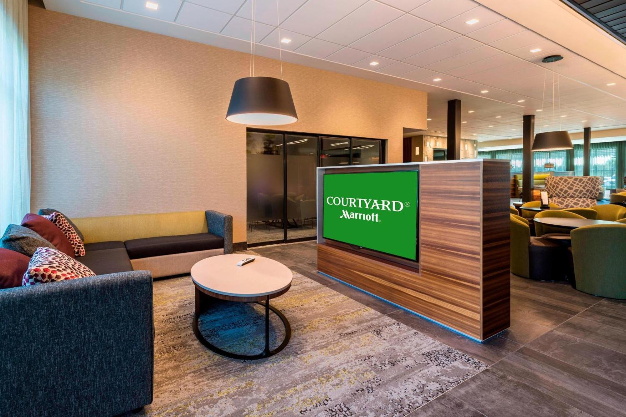Courtyard By Marriott Tampa Northwest/Veterans Expressway Hotel West Chase Buitenkant foto
