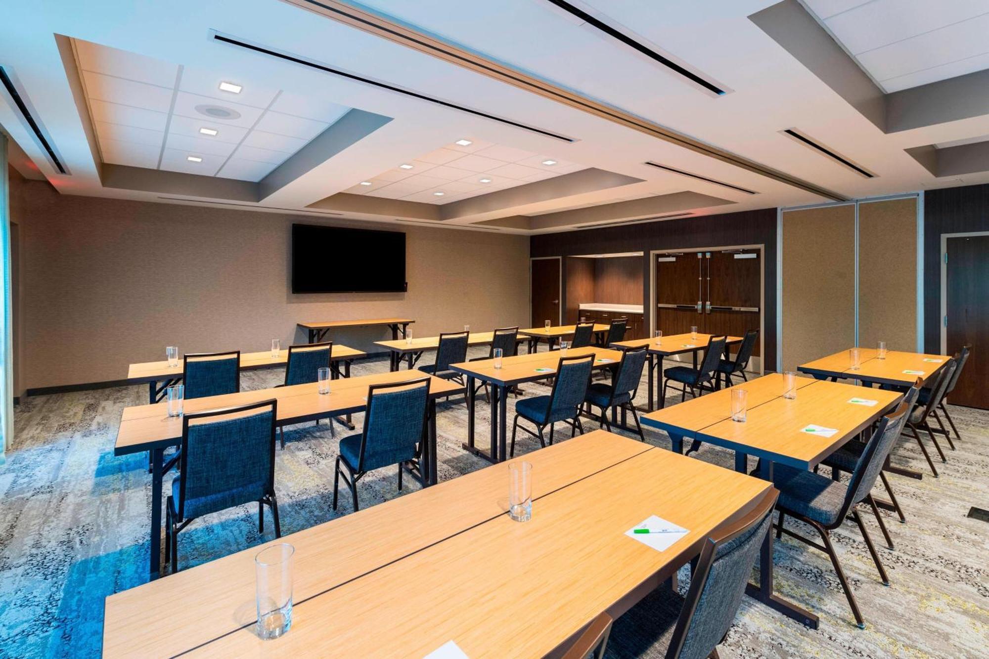 Courtyard By Marriott Tampa Northwest/Veterans Expressway Hotel West Chase Buitenkant foto